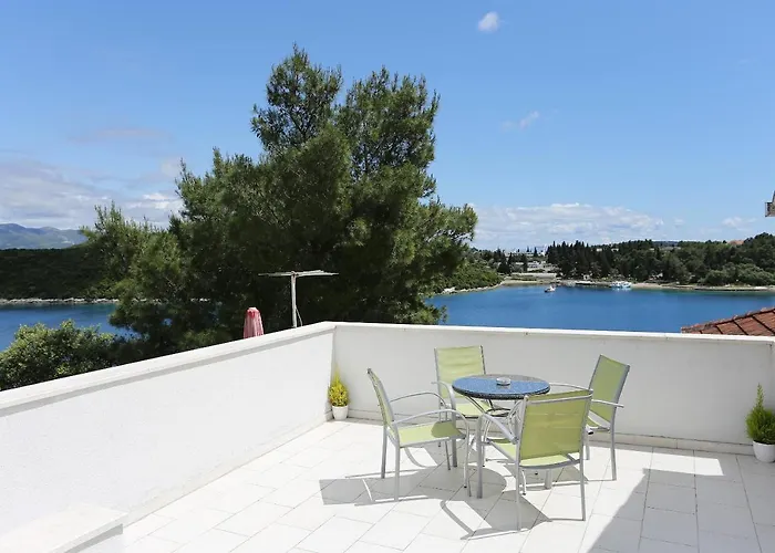 Apartments By The Sea Korcula - 572 Apartment *