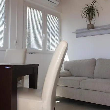 By The Sea - 572 Apartament